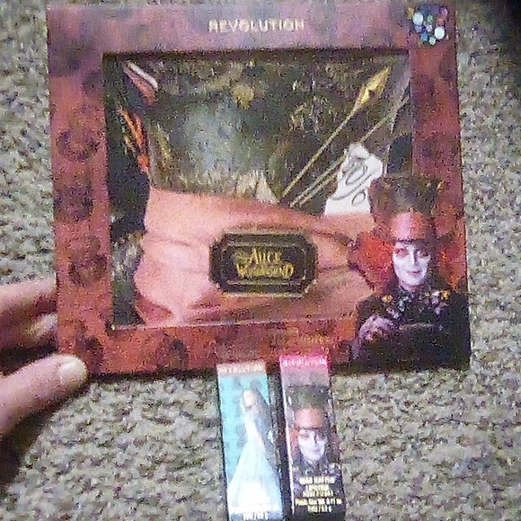 Alice in Wonderland Makeup Set